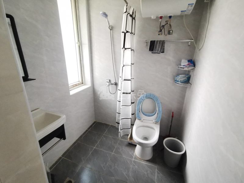 杨泰公寓8750228卫生间图6