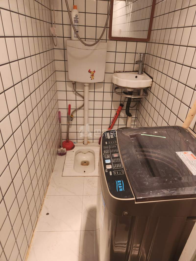 望江家园西园8751802卫生间图4