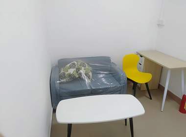 嘉禾望岗联边彭上新村南八巷9号 