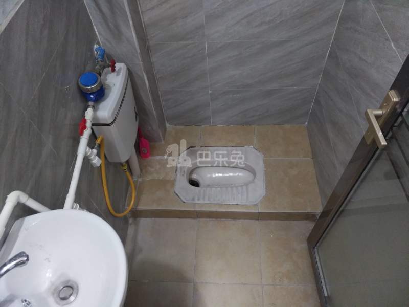 植村西北二路10号8771648卫生间图19