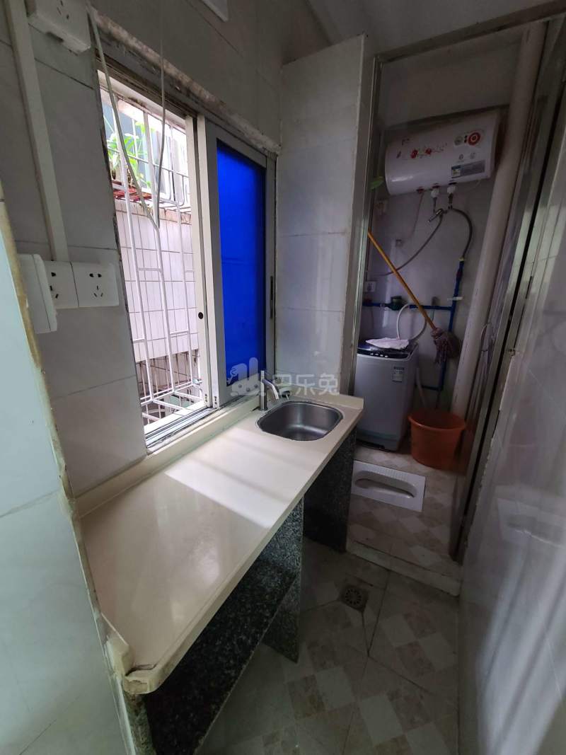 石牌村逢源大街53号8773786厨房图4