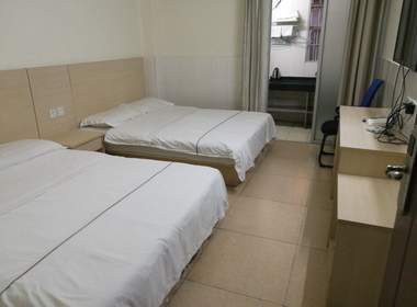 天豪公寓（车陂西华新村南三巷2号） 1室0厅1卫