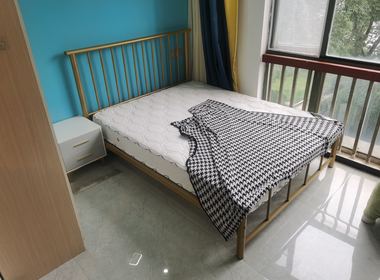 红街公寓（小区） 