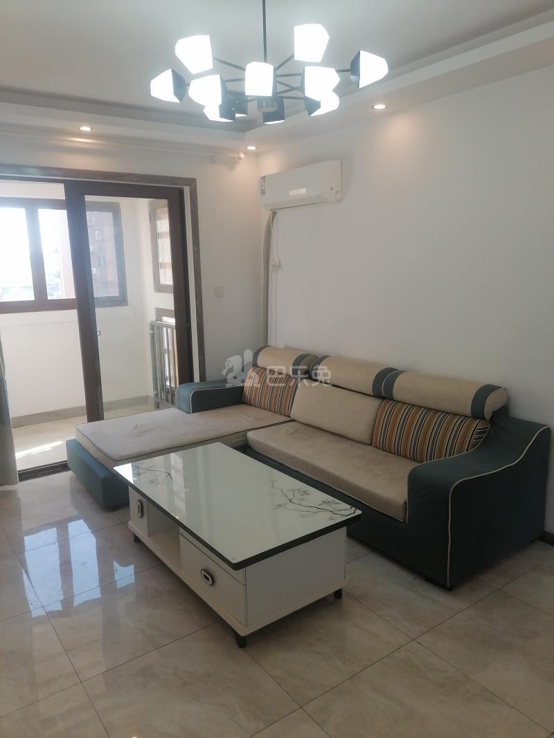 佘北家园康桂苑8787501客厅图5