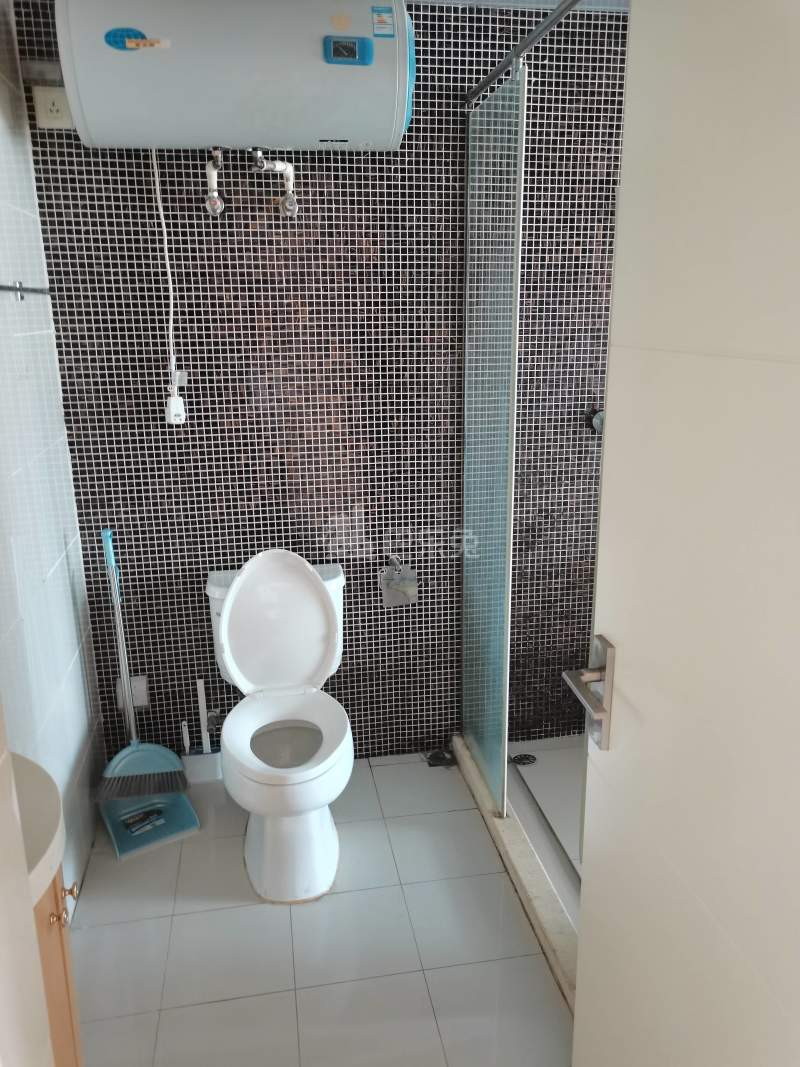 中粮方圆府8798092卫生间图5