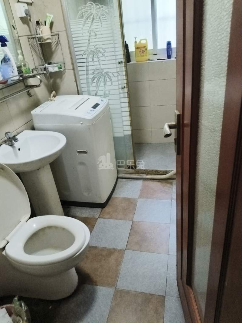 华欣家园8799363卫生间图5