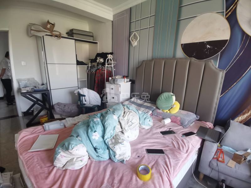 虹莘家园8802079卧室图1