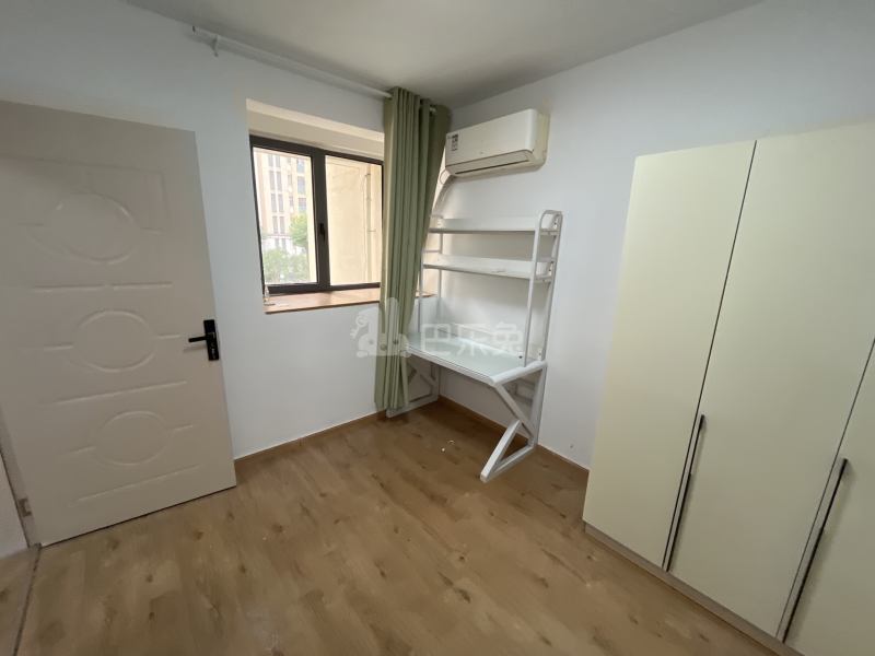 崧泽华城青湖苑（崧泽绿地E区）8817345卧室图5