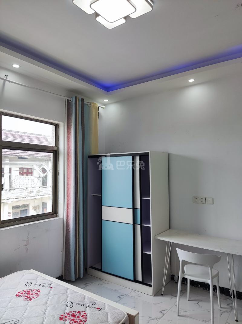 新卫村（民房）8825086卧室图2