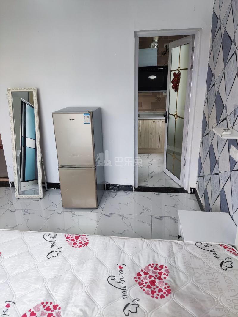 新卫村（民房）8825086客厅图3