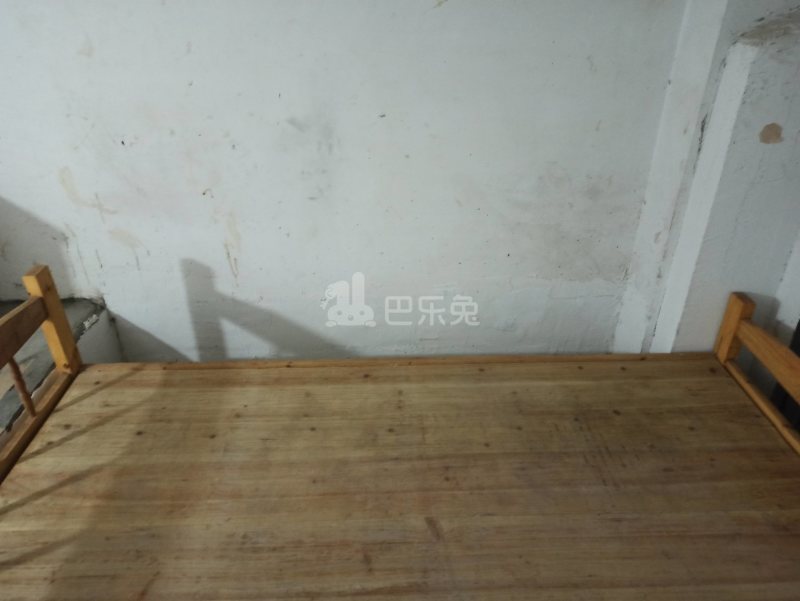 江夏东五巷6号8836678卧室图2