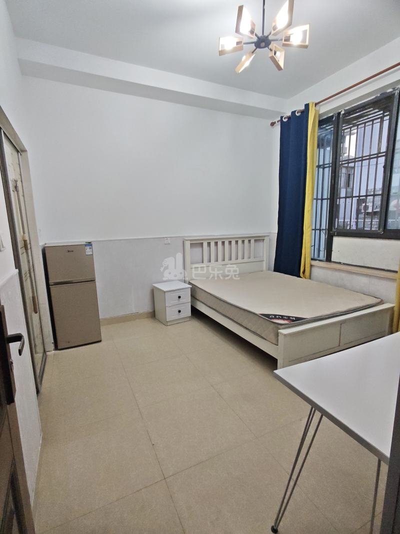 西郊家园（青浦）8840135卧室图0