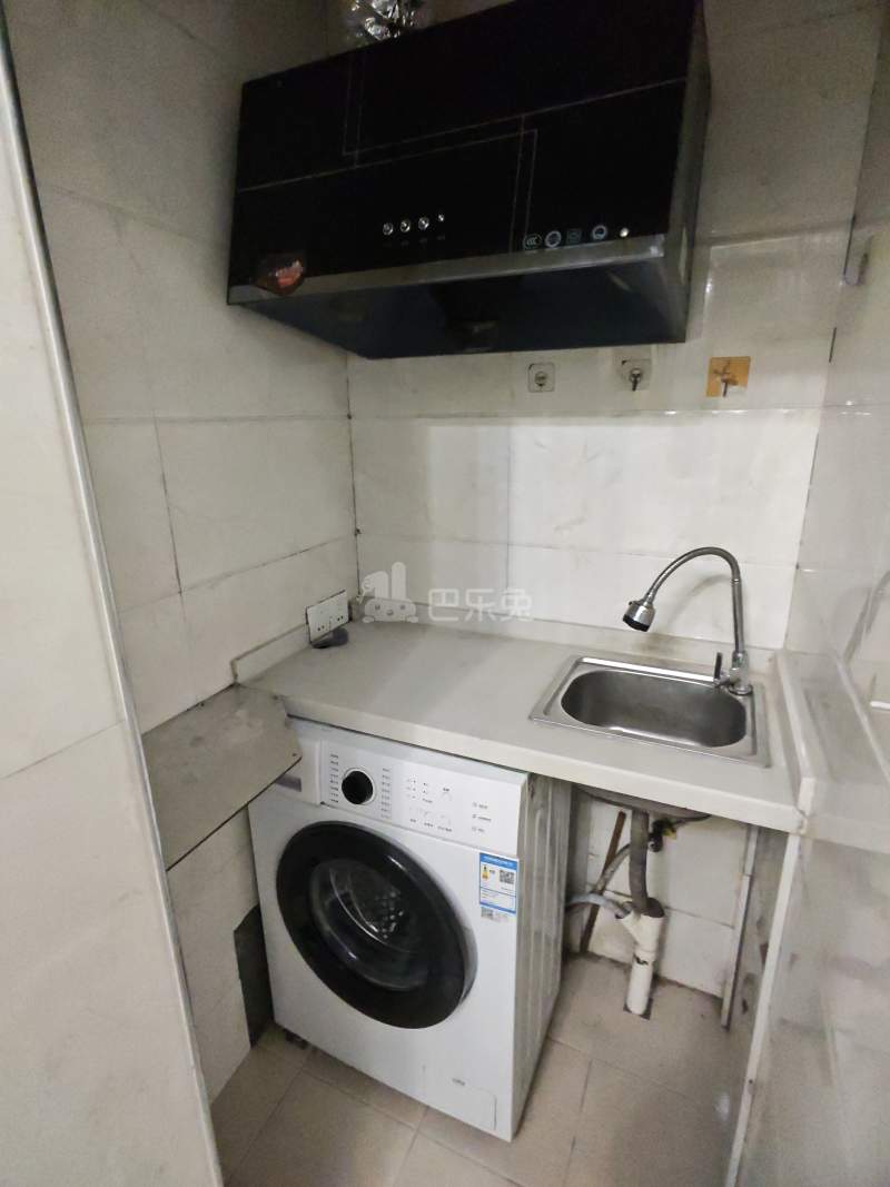 西郊家园（青浦）8840135厨房图4