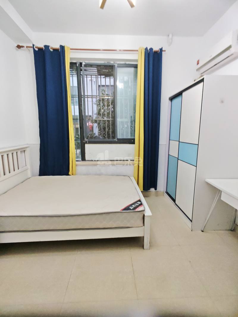 西郊家园（青浦）8840135卧室窗户图7