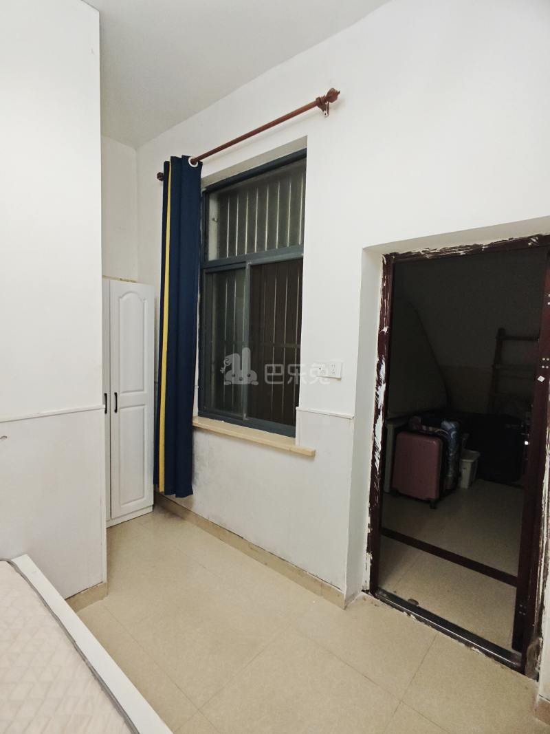 西郊家园（青浦）8840141卧室窗户图7