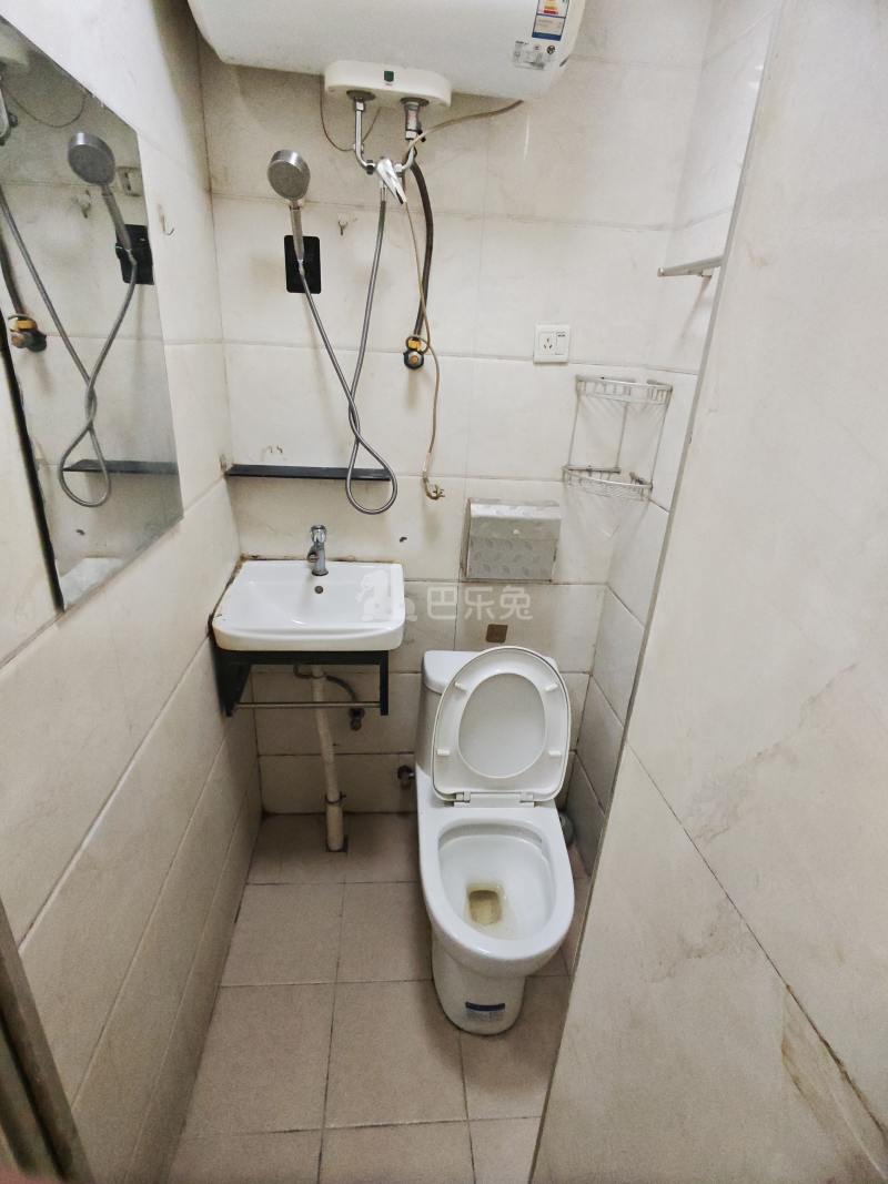 西郊家园（青浦）8840141卫生间图5