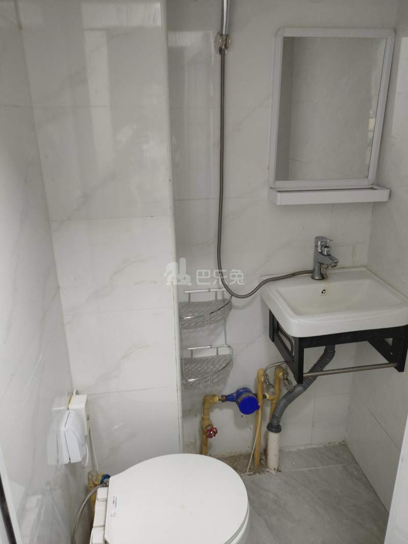 西郊美德苑8841233卫生间图7