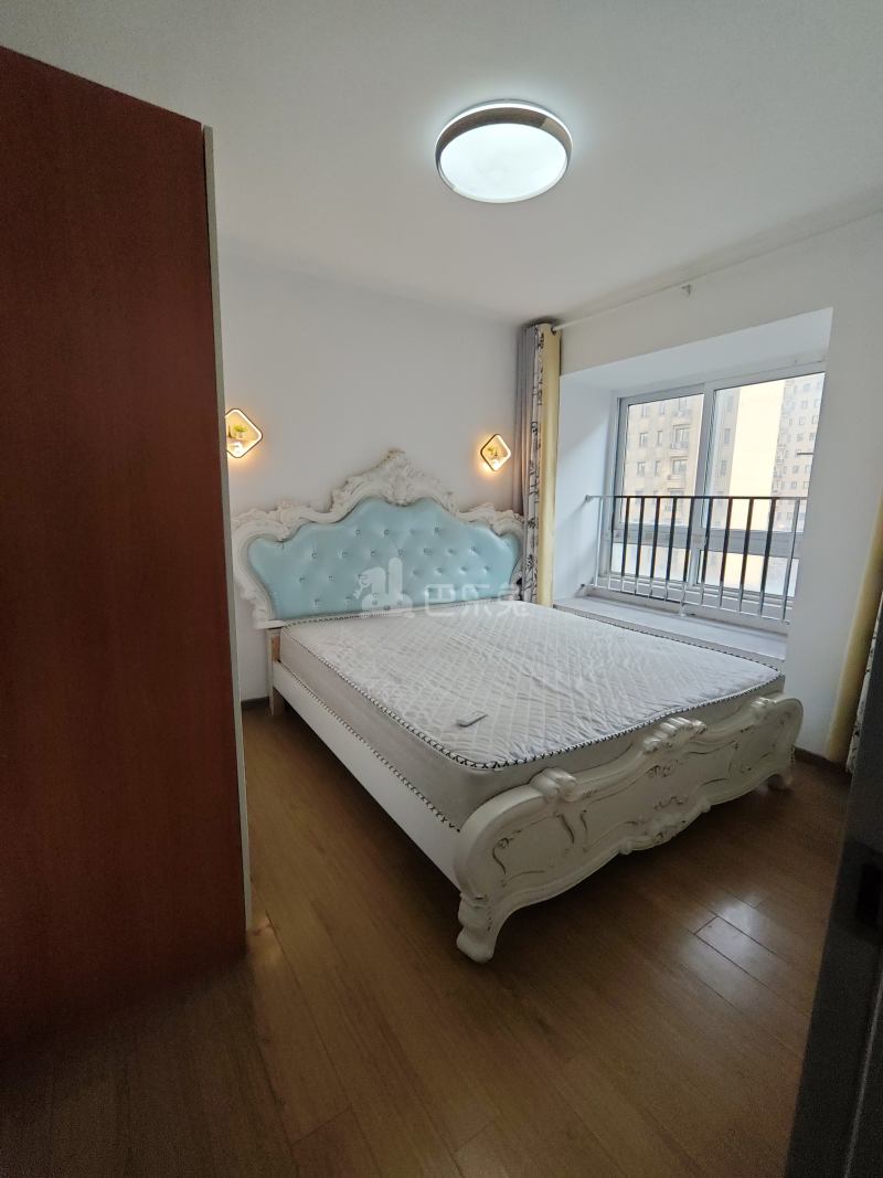 上海远洋万和四季8848822卧室图3