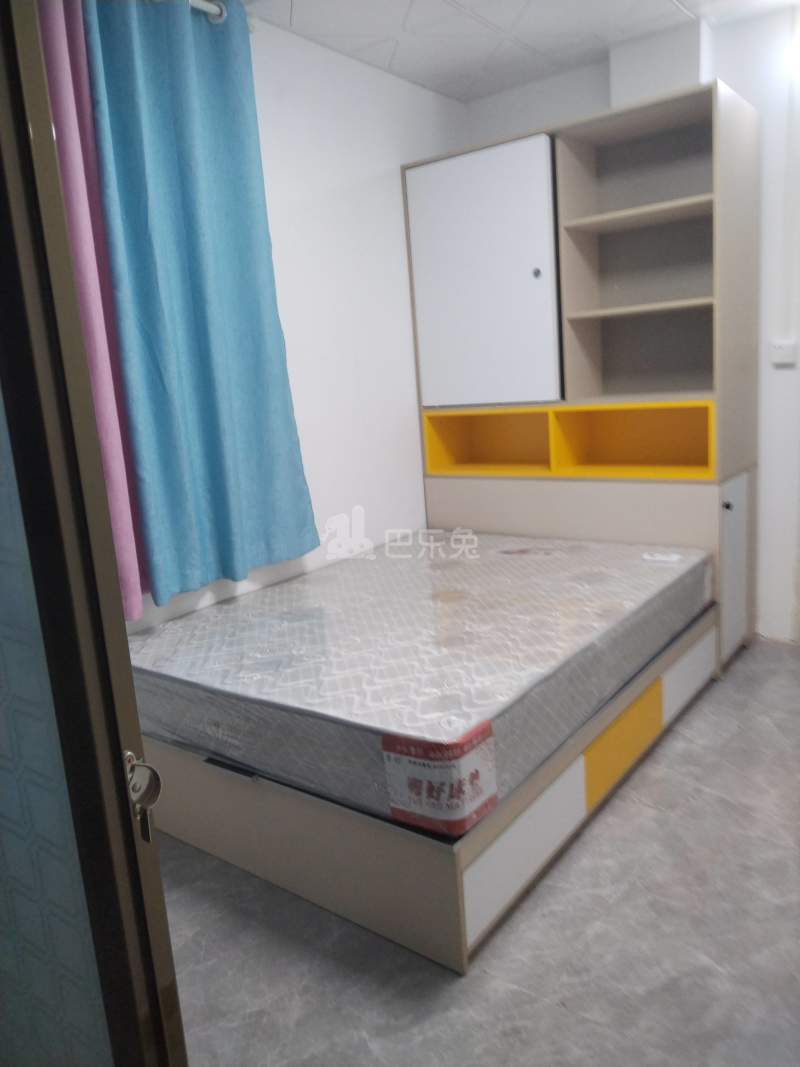 棠下东三街33号8860111卧室图3