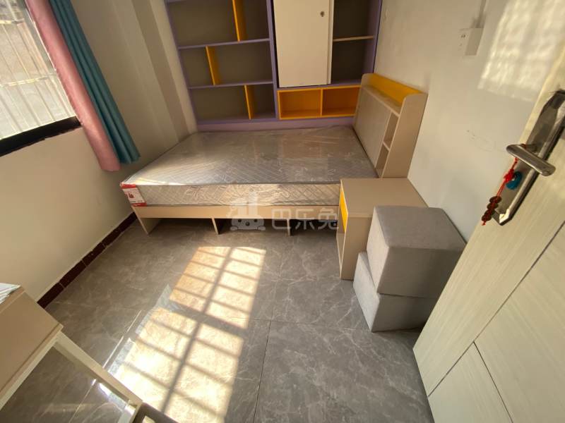 棠下东三街33号8860123卧室图4