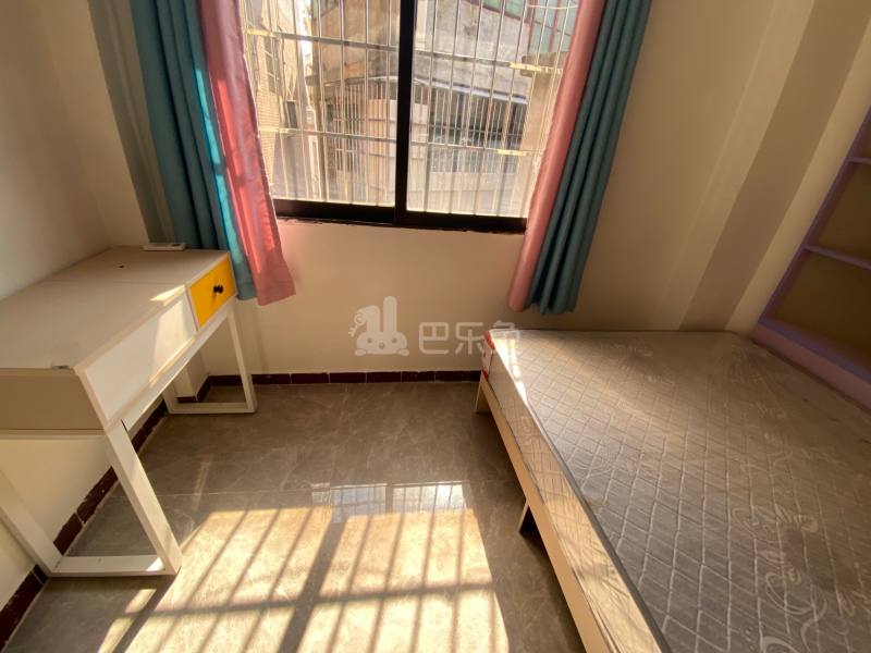 棠下东三街33号8860123卧室图6