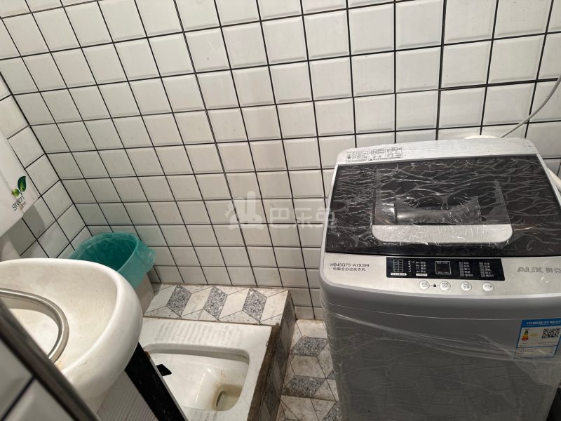 紫花苑南区13823320卫生间图5