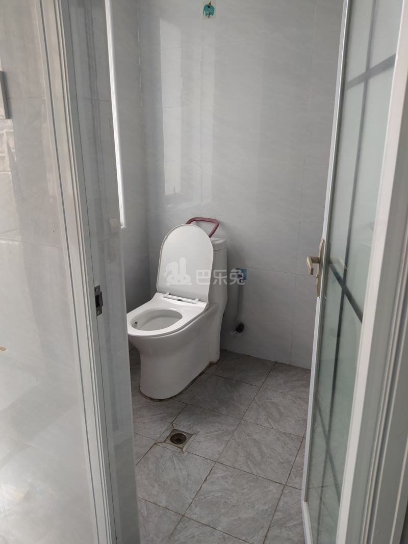 和韵家园8862319卫生间图11