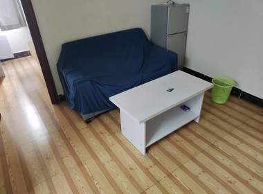 嘉禾望岗彭上塘边巷8号 2室1厅1卫