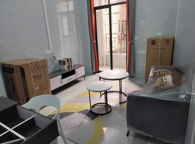 望岗西岭街九巷13号 1室1厅1卫