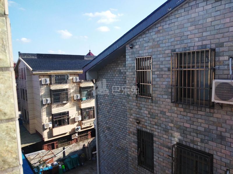 徐泾新区（民房）8882104周边环境图6