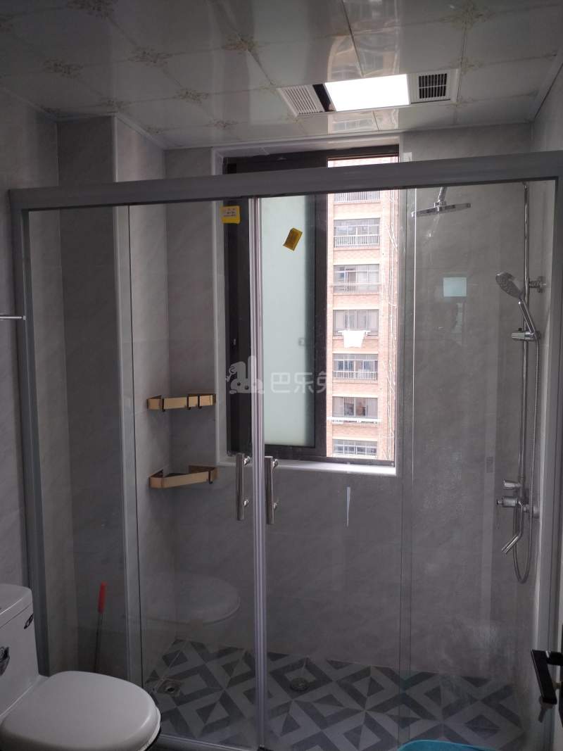 永和馨园8883278卫生间图6