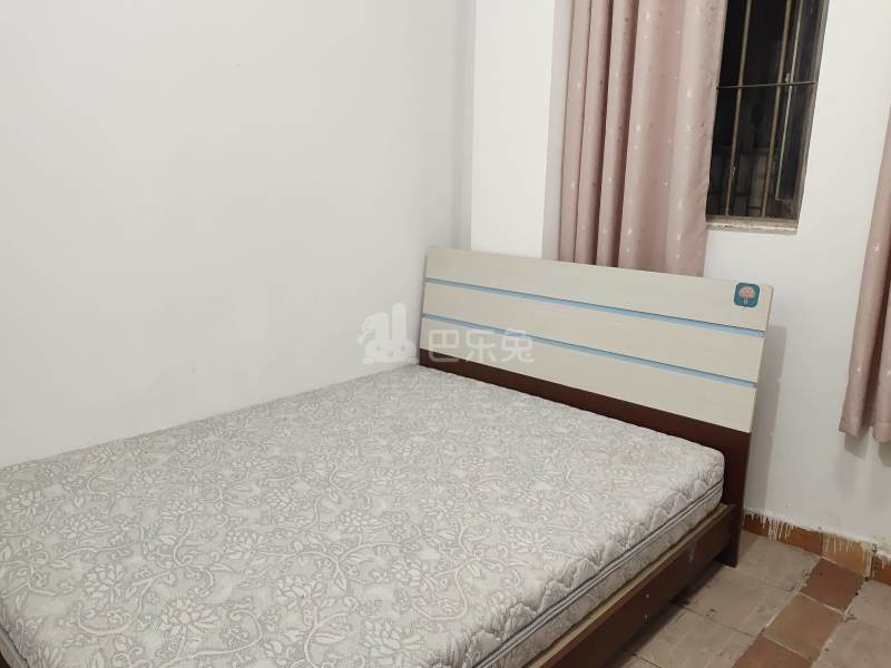 望岗嘉禾街西二巷9号8889989卧室图3