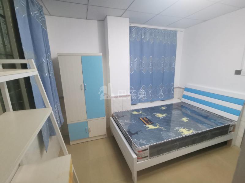 马务东头西街21号8890957卧室图2