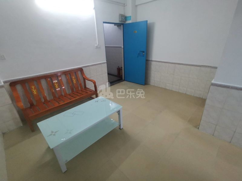 马务东头西街21号8890957客厅图9