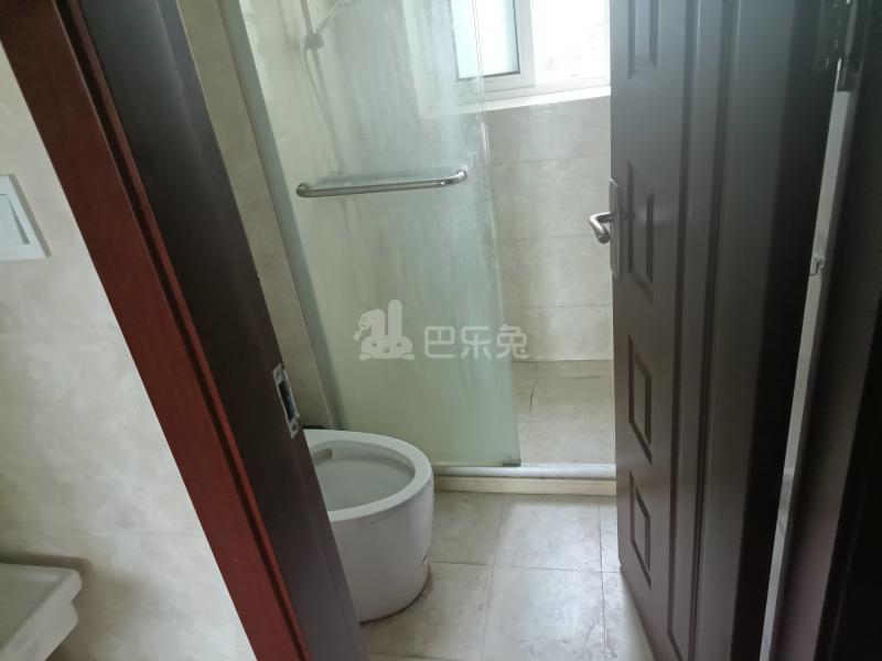 盘古天地东区8891377卫生间图1