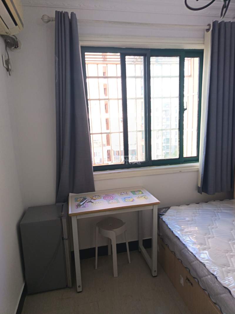 剑河家苑8909493卧室窗户图8