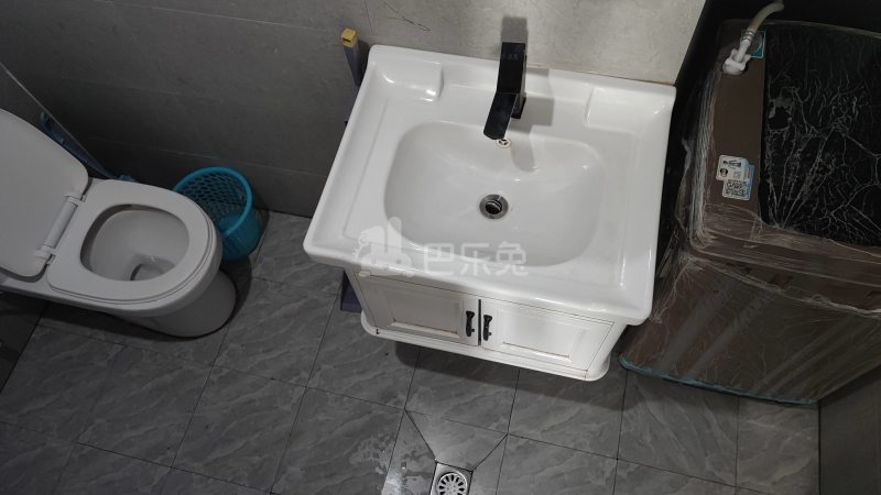 君临天下8911727卫生间图6