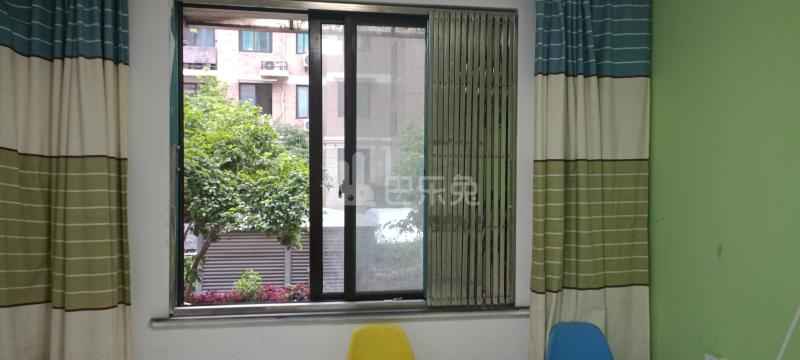 丁桥大唐苑8915010卧室窗户图7