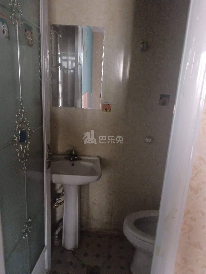 赞成檀府8915301卫生间图4