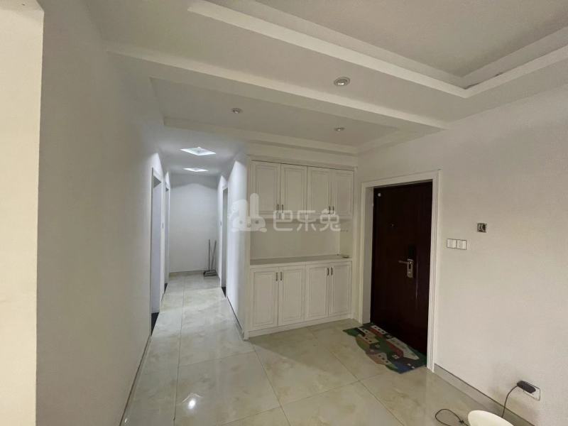 新世纪鹿山锦苑8917188周边环境图13