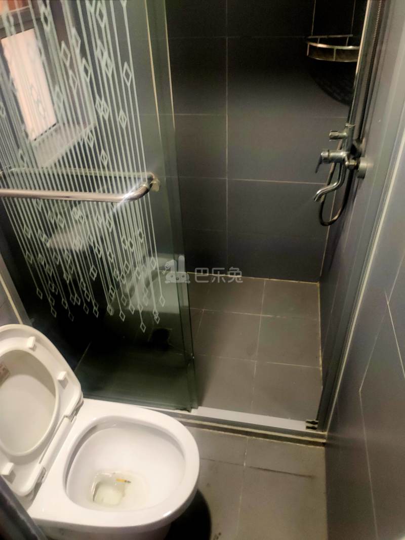 爱博五村11773909卫生间图9