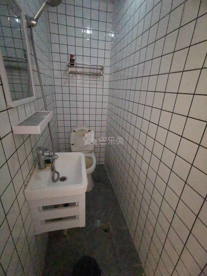 汇秀雅苑8923718卫生间图6