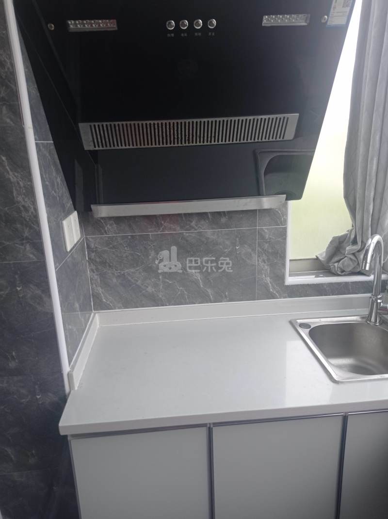 宝南新村8925423厨房图4