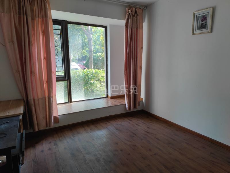 保亿风景晨园8943390卧室图0