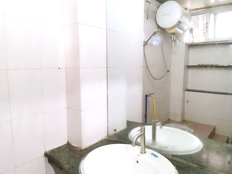 侨源新村8950246卫生间图7