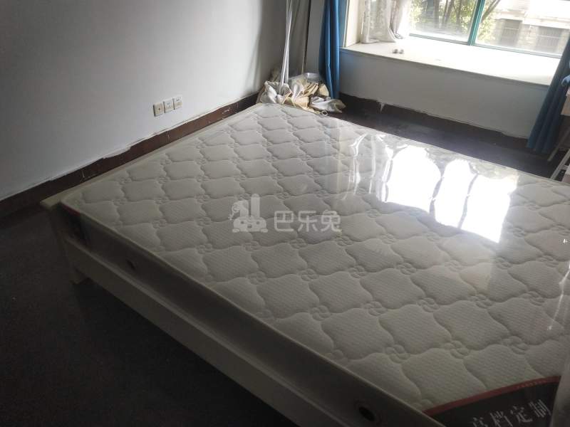 华丽家园8956481卧室图1