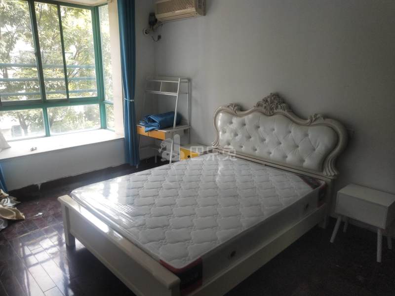 华丽家园8956481卧室图0