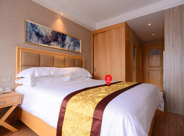 美千居花园酒店公寓 1室0厅1卫