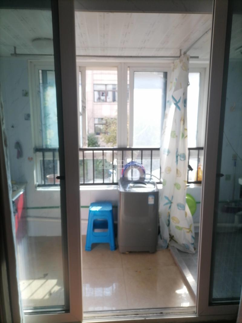 悦晟新苑8963190卧室窗户图8