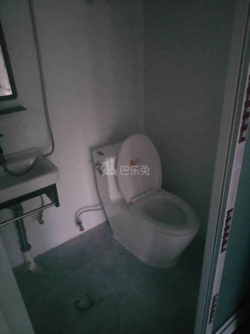 百佳花园8979196卫生间图7